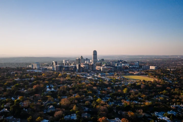 Paysage africain associé à visiter Johannesburg