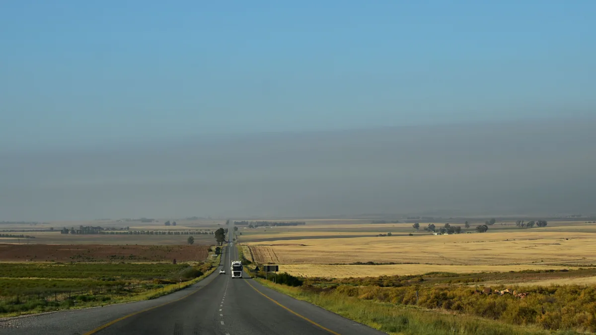 Paysage désertique de Namibie associé à road trip Namibie 15 jours