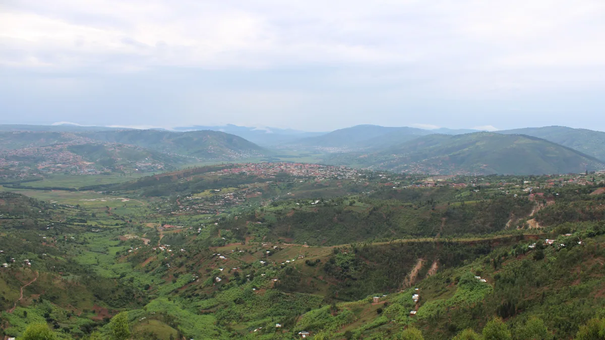Camp de safari en Afrique associé à Rwanda ou Ouganda safari
