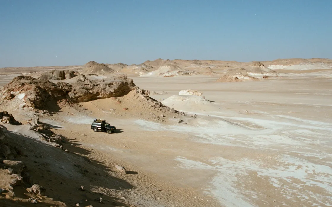 Paysage désertique de Namibie associé à safari Namibie